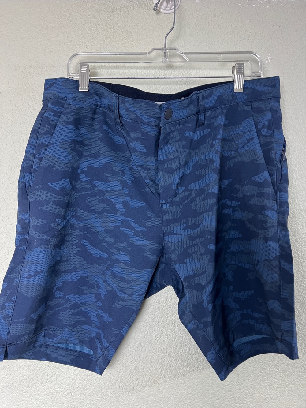 Tee Time Men’s Shorts  Golf Blue Camo  Print Mens 34 Stretch Performance